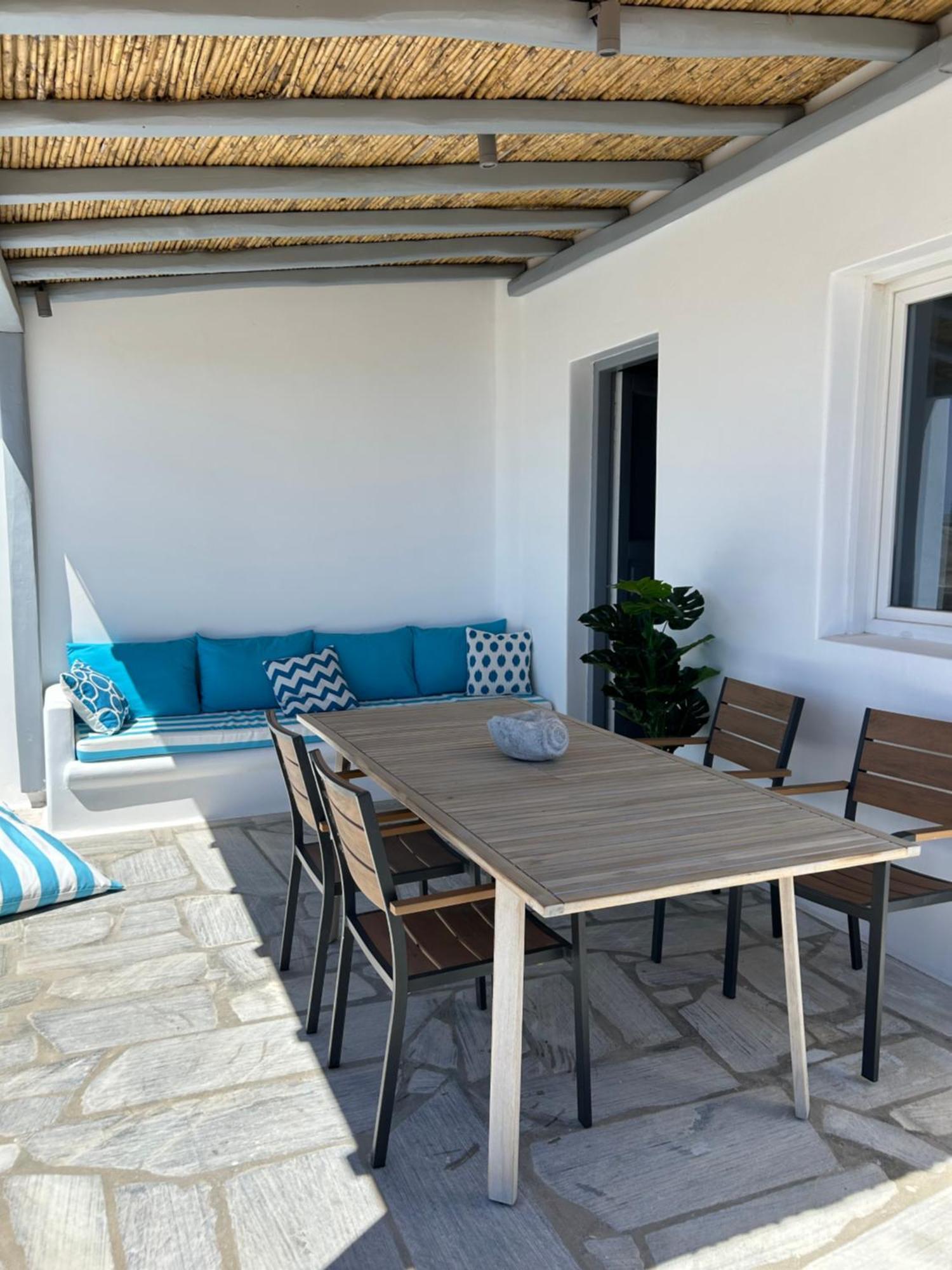 Agyra House Vila